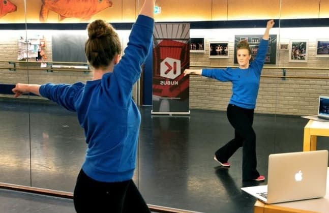 Video bij "Kubus Dance Chain"