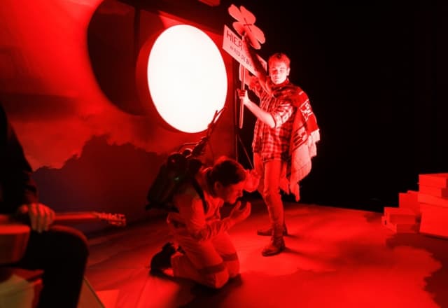 Theater voorstelling So long, Sweetwater (scene foto 3)