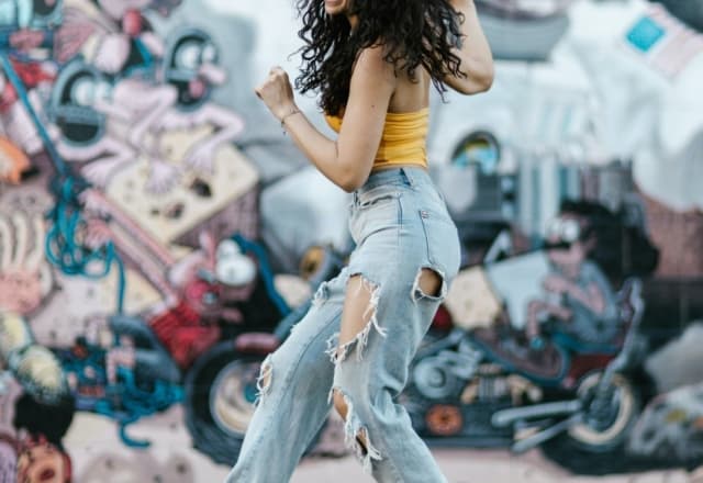 meisje dat de Shuffledance doet