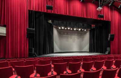 Waarom kiezen voor Theater De Kubus src=